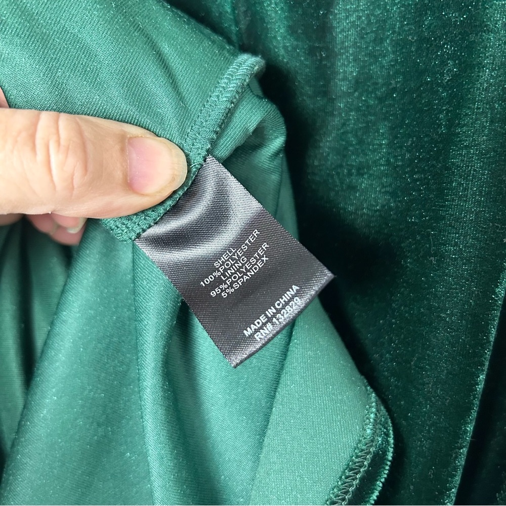 Lovers + Friends Green Velvet Long Sleeve Dress - Picture 7 of 9